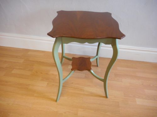ANTIQUE WALNUT OCCASIONAL TABLE - ADDITIONAL PHOTO 2