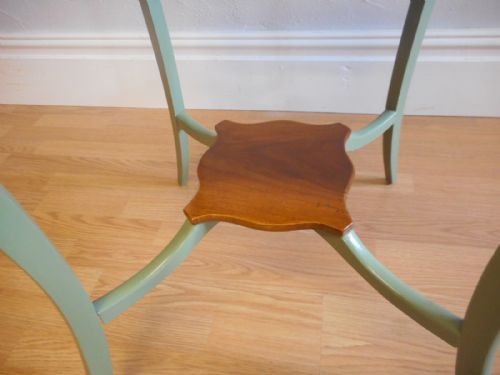 ANTIQUE WALNUT OCCASIONAL TABLE - ADDITIONAL PHOTO 9