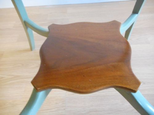 ANTIQUE WALNUT OCCASIONAL TABLE - ADDITIONAL PHOTO 12