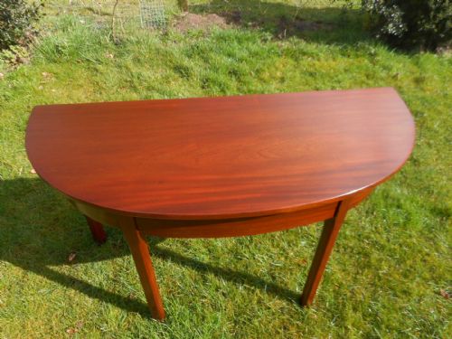 ANTIQUE MAHOGANY DEMILUNE TABLE - ADDITIONAL PHOTO 7