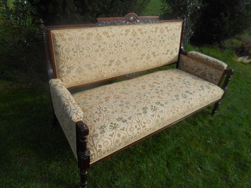 ANTIQUE VICTORIAN ROSEWOOD SOFA - ADDITIONAL PHOTO 10