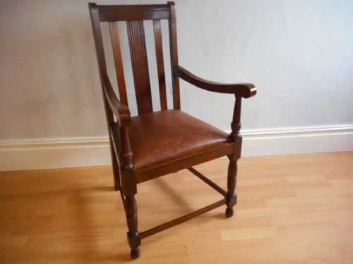 ANTIQUE OAK ARM CHAIR - ADDITIONAL PHOTO 1