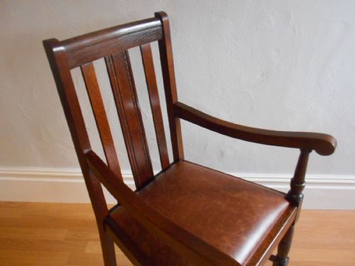 ANTIQUE OAK ARM CHAIR - ADDITIONAL PHOTO 9