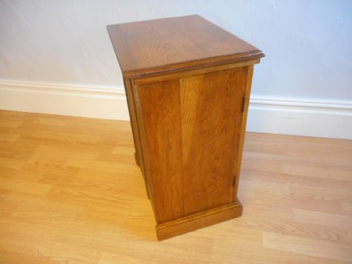ANTIQUE OAK CUPBOARD - ADDITIONAL PHOTO 2