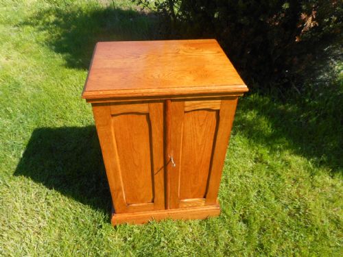 ANTIQUE OAK CUPBOARD - ADDITIONAL PHOTO 11