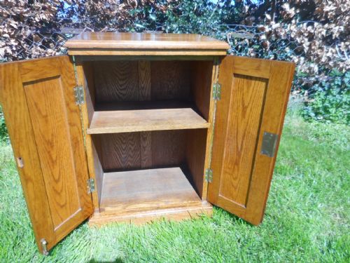 ANTIQUE OAK CUPBOARD - ADDITIONAL PHOTO 14