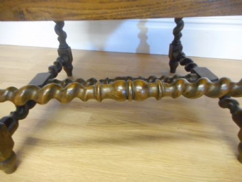 ANTIQUE CARVED OAK ARM CHAIR - ADDITIONAL PHOTO 6