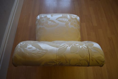 ANTIQUE VICTORIAN BUTTON BACK CHAIR - ADDITIONAL PHOTO 8