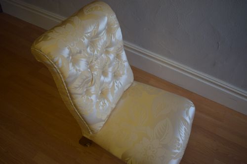 ANTIQUE VICTORIAN BUTTON BACK CHAIR - ADDITIONAL PHOTO 9