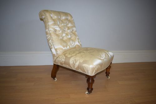 ANTIQUE VICTORIAN BUTTON BACK CHAIR - ADDITIONAL PHOTO 13
