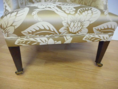 ANTIQUE VICTORIAN UPHOLSTERED TUB CHAIR - ADDITIONAL PHOTO 7
