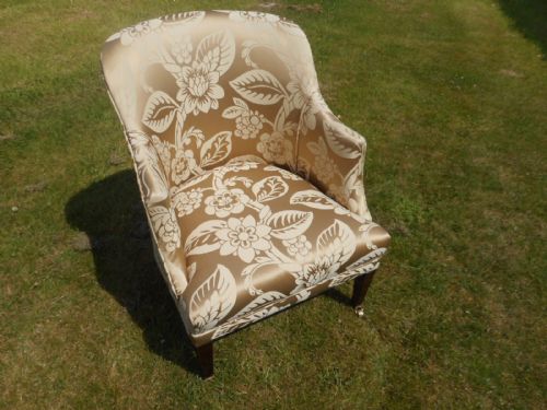 ANTIQUE VICTORIAN UPHOLSTERED TUB CHAIR - ADDITIONAL PHOTO 12