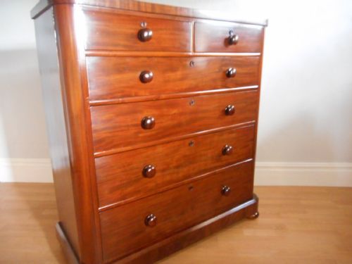 ANTIQUE VICTORIAN CHEST OF DRAWERS - ADDITIONAL PHOTO 3