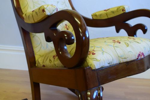 ANTIQUE VICTORIAN ROCKING CHAIR - ADDITIONAL PHOTO 2
