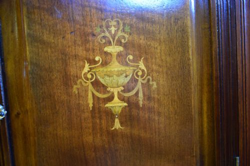 ANTIQUE VICTORIAN BEDSIDE CABINET - ADDITIONAL PHOTO 5