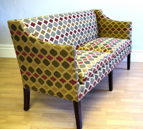antique georgian couch - CATEGORY: ANTIQUE SOFAS - DATED GEORGIAN