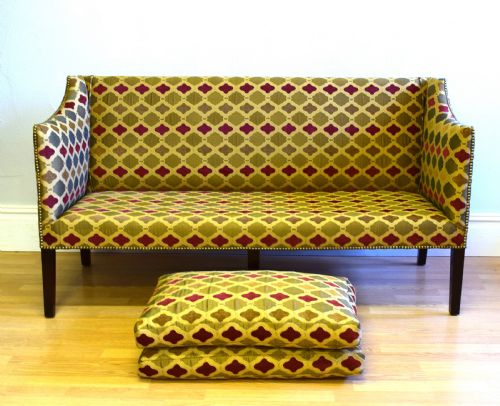 ANTIQUE GEORGIAN COUCH - ADDITIONAL PHOTO 6
