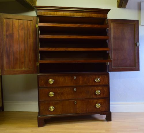 ANTIQUE GEORGIAN PERIOD LINEN PRESS - ADDITIONAL PHOTO 2