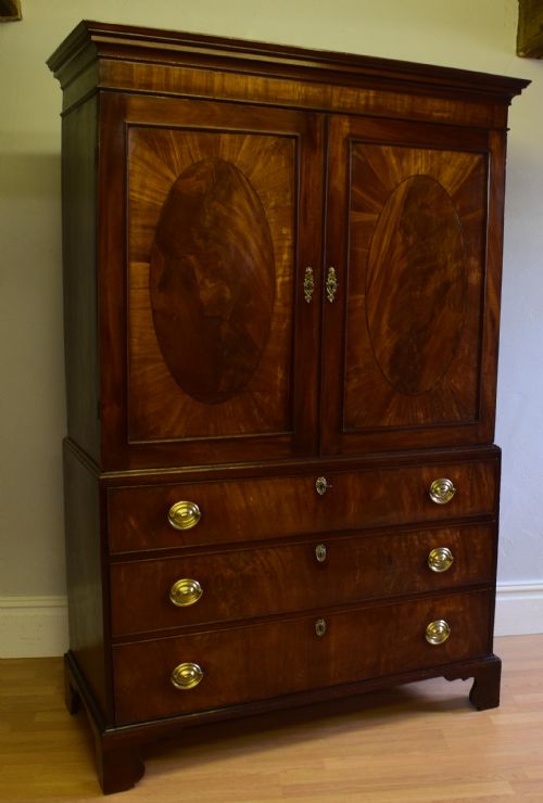 ANTIQUE GEORGIAN PERIOD LINEN PRESS - ADDITIONAL PHOTO 9