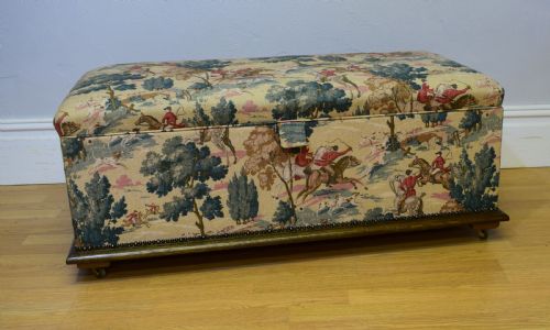 upholstered ottoman - CATEGORY: ANTIQUE CHESTS - DATED 1920