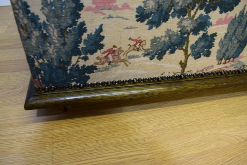 UPHOLSTERED OTTOMAN - ADDITIONAL PHOTO 3