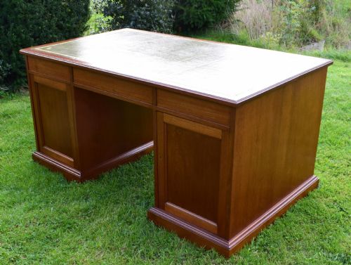 VICTORIAN PARTNERS DESK - ADDITIONAL PHOTO 5