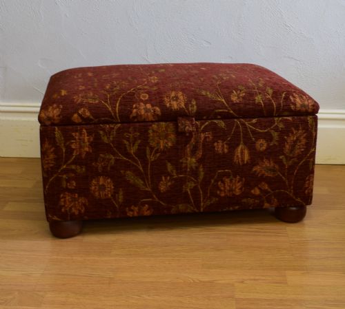 UPHOLSTERED OTTOMAN - ADDITIONAL PHOTO 1