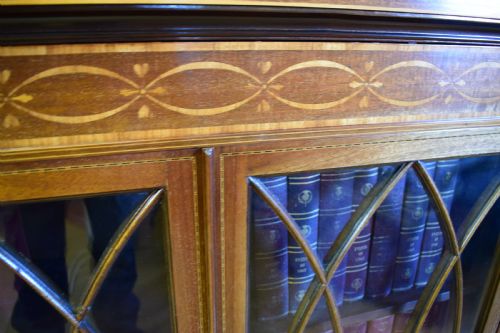 ANTIQUE BREAKFRONT BOOKCASE - ADDITIONAL PHOTO 6