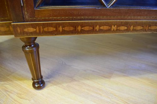 ANTIQUE BREAKFRONT BOOKCASE - ADDITIONAL PHOTO 8