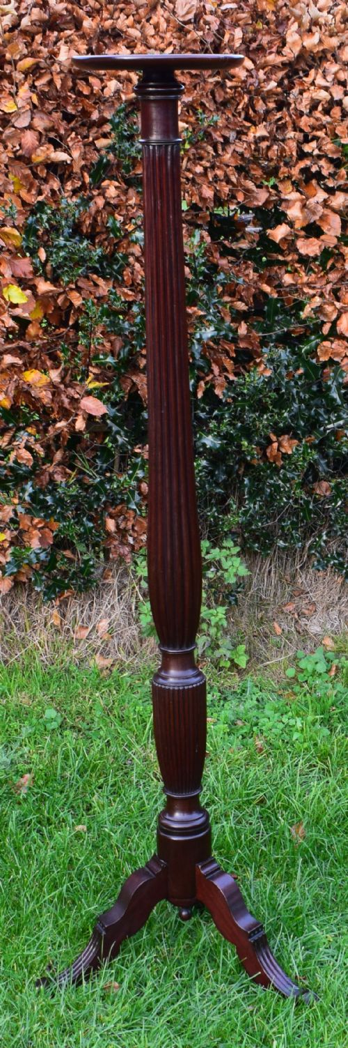 antique torchere - CATEGORY: ANTIQUE MISCELLANEOUS - DATED VICTORIAN
