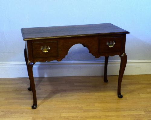 ANTIQUE OAK SIDE TABLE - ADDITIONAL PHOTO 2