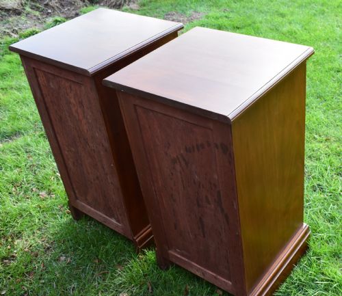ANTIQUE BEDSIDE CABINETS - ADDITIONAL PHOTO 7