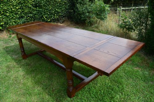 oak refectory table - CATEGORY: ANTIQUE TABLES - DATED 1920