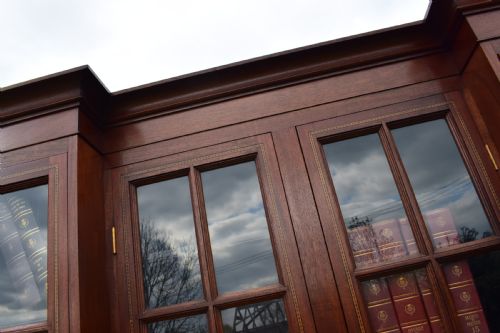 MAHOGANY LIBRARY BOOKCASE - ADDITIONAL PHOTO 5
