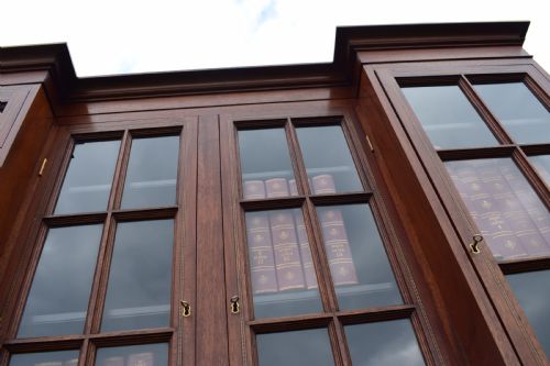 MAHOGANY LIBRARY BOOKCASE - ADDITIONAL PHOTO 15