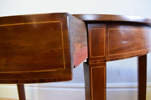 ANTIQUE ENGLISH GEORGIAN PERIOD DEMILUNE TABLE CIRCA 1800 - ADDITIONAL PHOTO 10