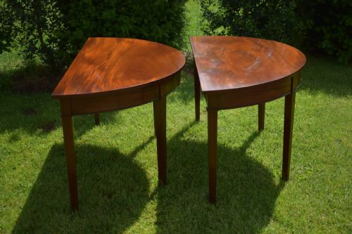 ANTIQUE PAIR OF GEORGIAN PERIOD DEMILUNE TABLES CIRCA 1800 - ADDITIONAL PHOTO 14