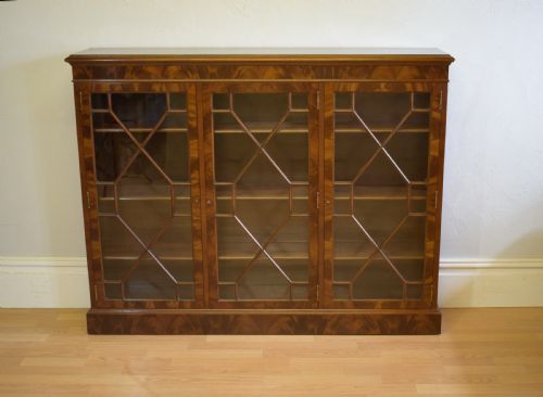 antique 3 door bookcase - CATEGORY: ANTIQUE BOOKCASES - DATED 1910