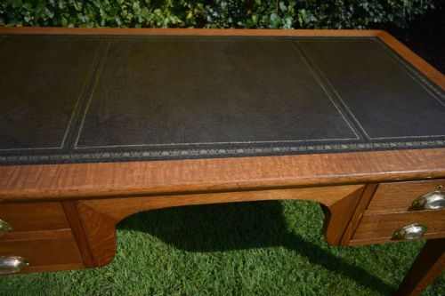 ANTIQUE OAK DESK - ADDITIONAL PHOTO 7