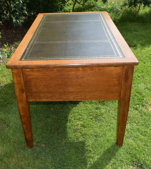 ANTIQUE OAK DESK - ADDITIONAL PHOTO 8