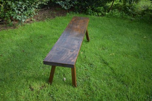 ANTIQUE GEORGIAN PERIOD PIG BENCH IN ELM - ADDITIONAL PHOTO 6