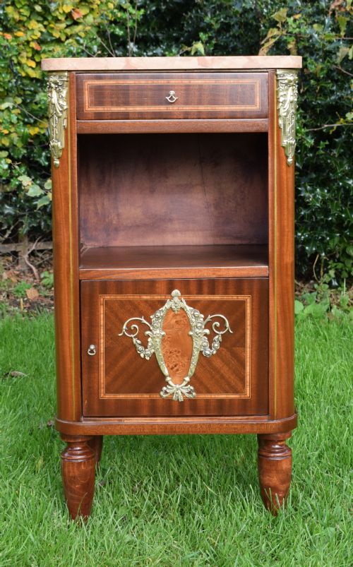 ANTIQUE BEDSIDE CABINET - ADDITIONAL PHOTO 4
