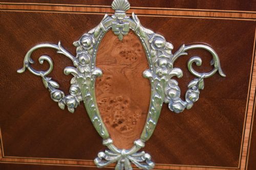 ANTIQUE BEDSIDE CABINET - ADDITIONAL PHOTO 18
