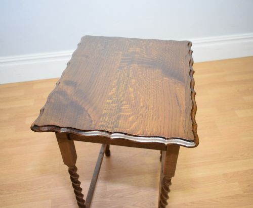 ANTIQUE OCCASIONAL OAK TABLE - ADDITIONAL PHOTO 8