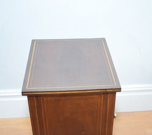 ANTIQUE EDWARDIAN BEDSIDE CUPBOARD - ADDITIONAL PHOTO 3