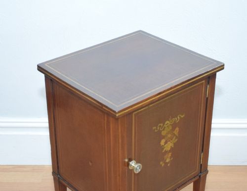 ANTIQUE EDWARDIAN BEDSIDE CUPBOARD - ADDITIONAL PHOTO 4