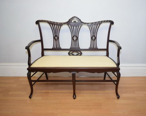antique english victorian couch window seat - CATEGORY: ANTIQUE SOFAS - DATED VICTORIAN
