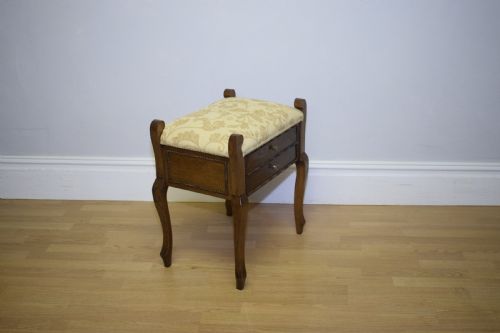 antique piano stool - CATEGORY: ANTIQUE STOOLS - DATED 1920