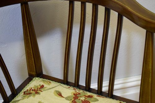 ANTIQUE LATE VICTORIAN CORNER CHAIR - ADDITIONAL PHOTO 3