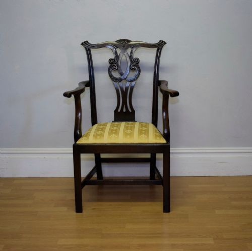 ANTIQUE GEORGIAN CHIPPENDALE ARMCHAIR - ADDITIONAL PHOTO 2